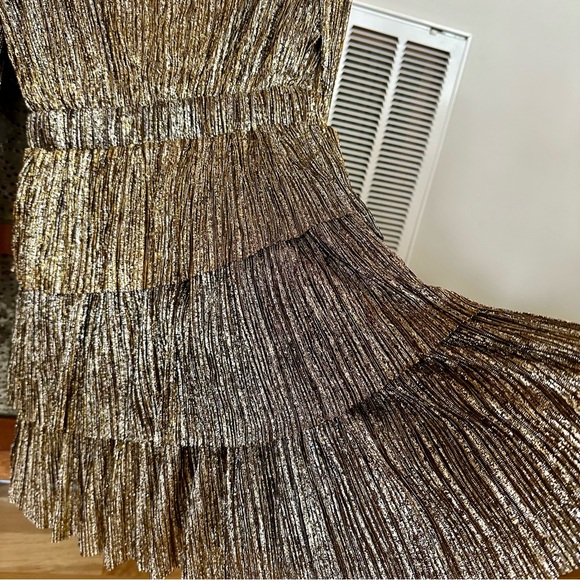 g.p.d Metallic Gold Tiered Mini Dress Flapper Black Lined Puff Long Sleeve - Picture 4 of 5